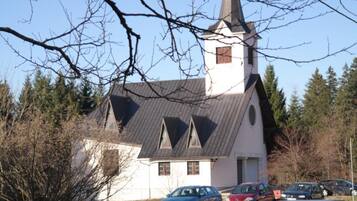 Apartment (Three Bedroom Apartment With Terrace) | Exterior