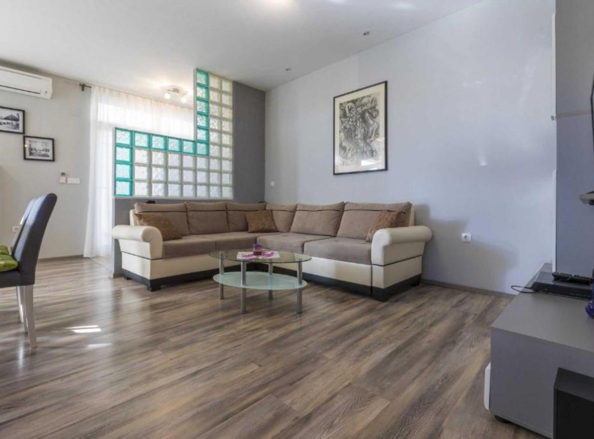 Apartment (Two Bedroom Apartment with Loggia) | Property amenity