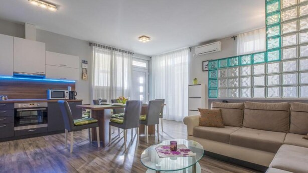 อพาร์ทเมนท์ (Two Bedroom Apartment with Loggia) | สิ่งอำนวยความสะดวกในที่พัก