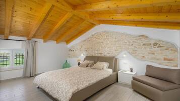 House (Three bedroom villa) | 3 bedrooms, cribs/infant beds