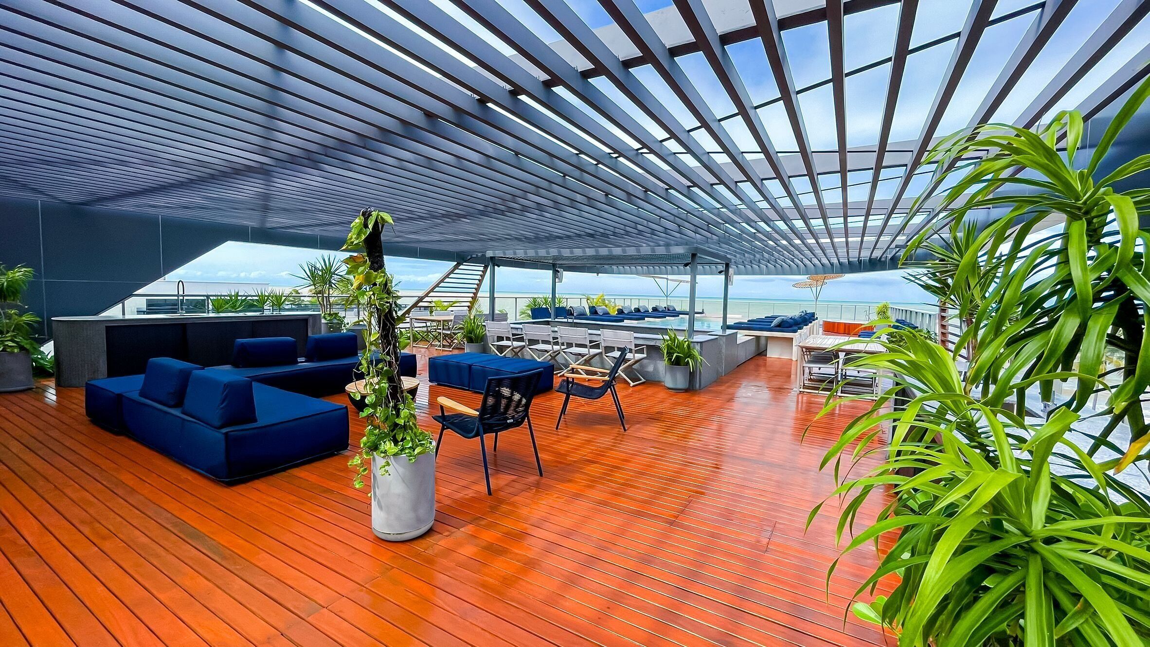 Eenvoudig appartement | Buiten dineren