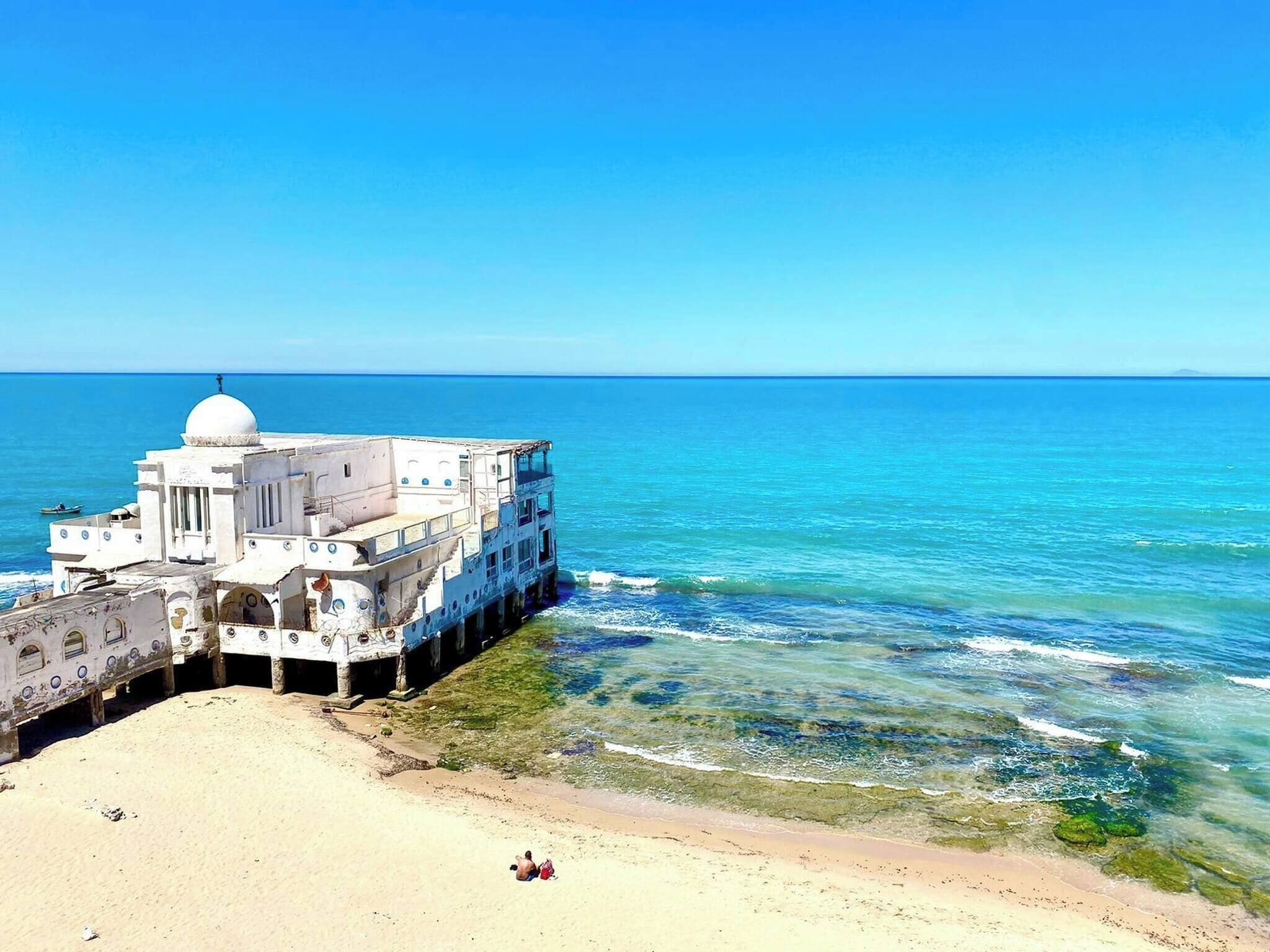 Apartment, 2 Bedrooms, Balcony | Beach