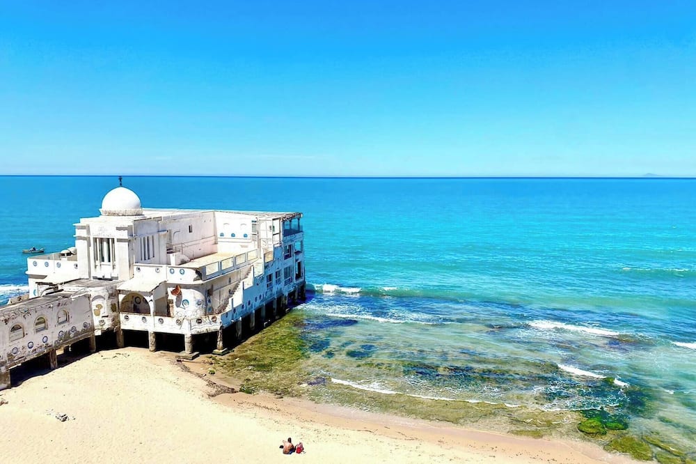 L'onde Turquoise - Apartment With Feet in the Water