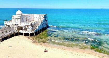 L'onde Turquoise - Apartment With Feet in the Water