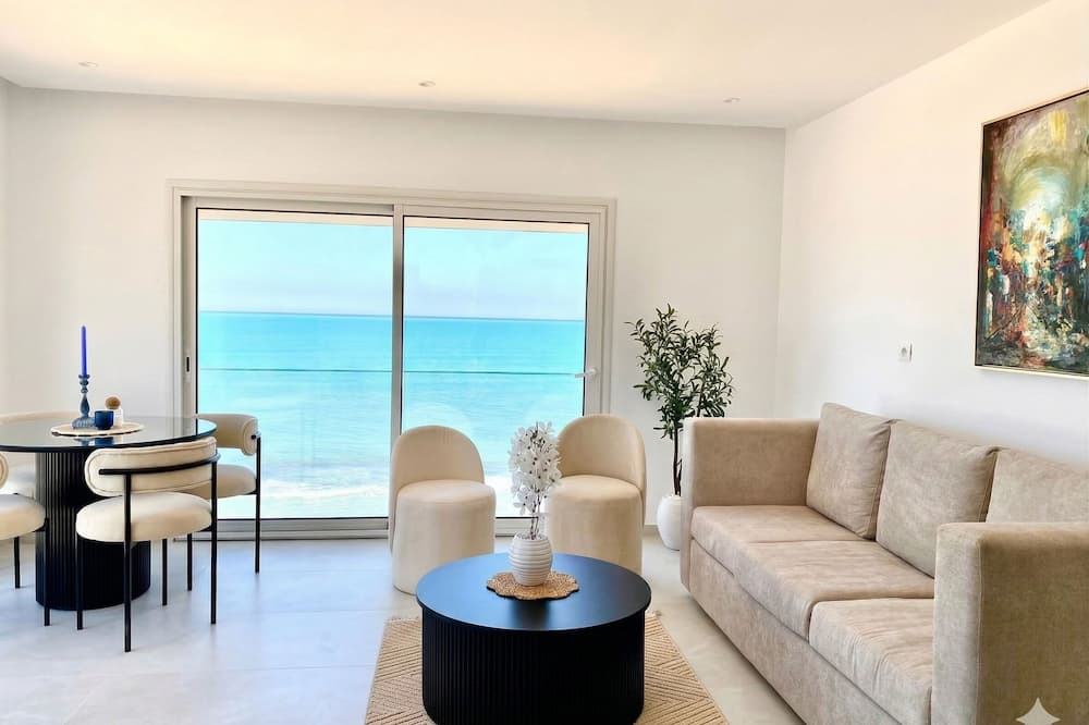L'onde Turquoise - Apartment With Feet in the Water