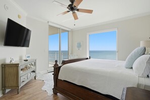 公寓式客房, 多张床 (Indigo West 1103) | 3 多间卧室、熨斗/熨衣板