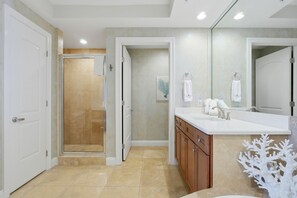 คอนโด, หลายเตียง (Indigo West 1103) | ห้องน้ำ
