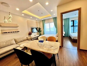 อพาร์ทเมนท์, ระเบียง, วิวชายหาด | บริเวณนั่งเล่น