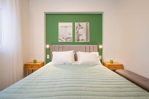 Iron/ironing board, WiFi, bed sheets - Fifika`s Beachside House (Kos)