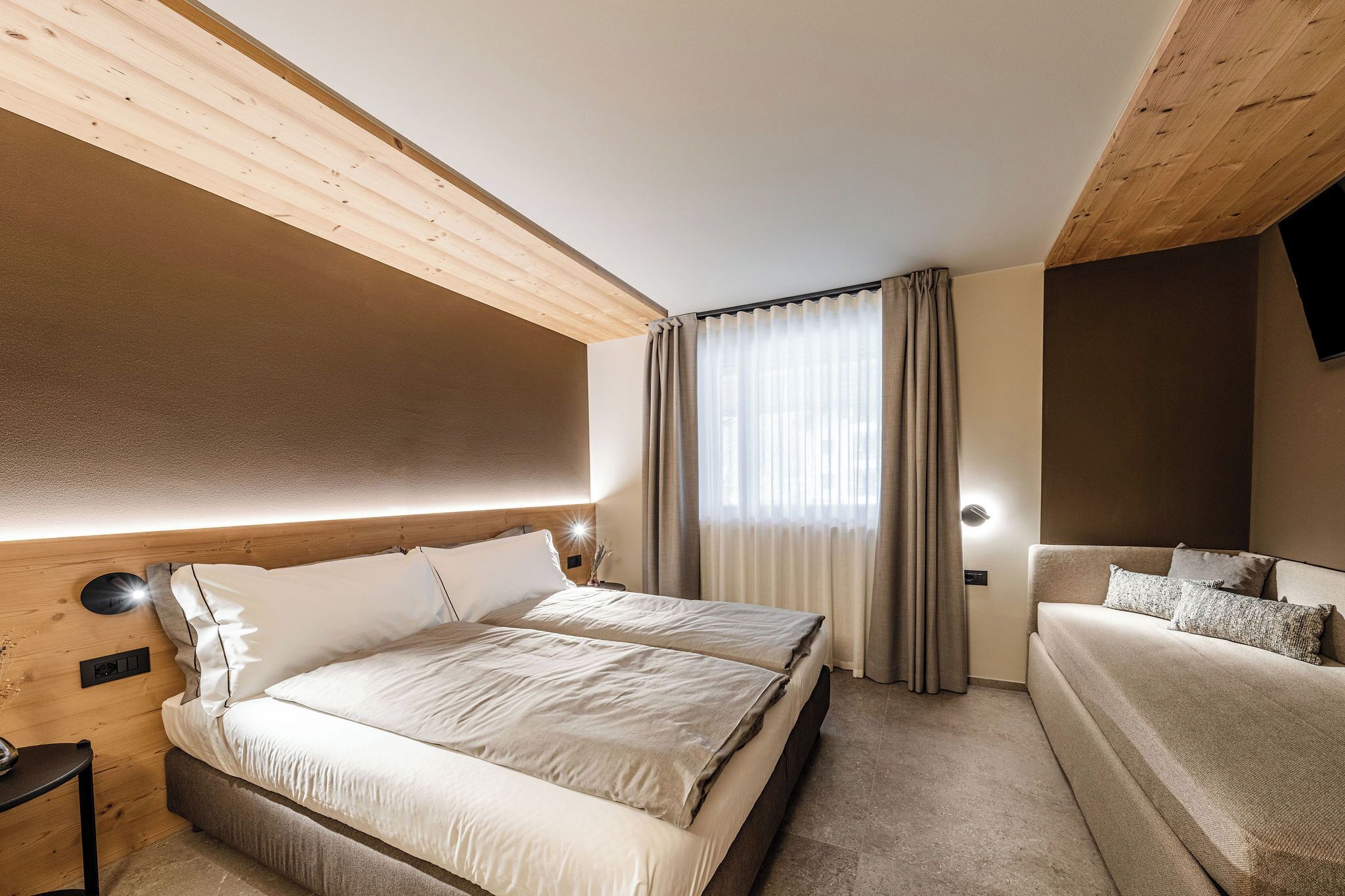 Apartment, Bergblick | Hochwertige Bettwaren, Daunenbettdecken, Verdunkelungsvorhänge