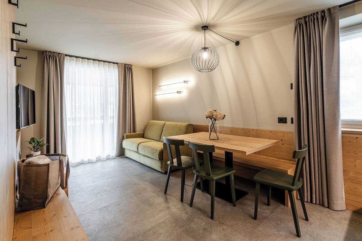 Apartment, Balcony, Mountain View | Living area | 43-inch Smart TV with satellite channels, Netflix, heated floors