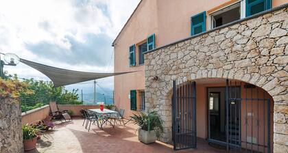 Ferienhaus Il Primo Sole mit Hügelblick, WLAN und Klimaanlage