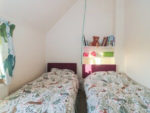 3 habitaciones, decoración personalizada y muebles diferentes 