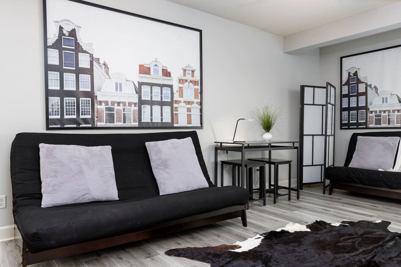 Télévision, cheminée