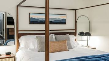 3 soverom, skrivebord, strykejern/-brett og wi-fi (inkludert)