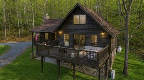 Terrace/patio - Stress Free Retreat! Shenandoah Views, Cozy Fires (Elkton)