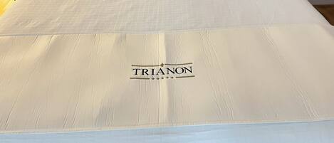 Bügeleisen/Bügelbrett, WLAN, Bettwäsche