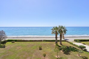 Beach - Firstline Beach By Ist Apartment – Directly on Peñoncillo Beach, Torrox Costa (Torrox)