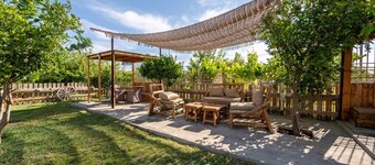 Horse Farm House - 5 Min to the Beach