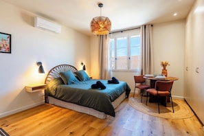 Fer et planche à repasser, Wi-Fi, draps fournis