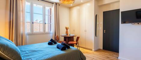 Strygejern/strygebræt, Wi-Fi, sengetøj