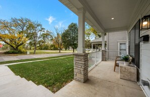 Terrace/patio - 2 Luxury Townhomes side by side. Walk to Downtown Geneva. Sleep 14! (Geneva)