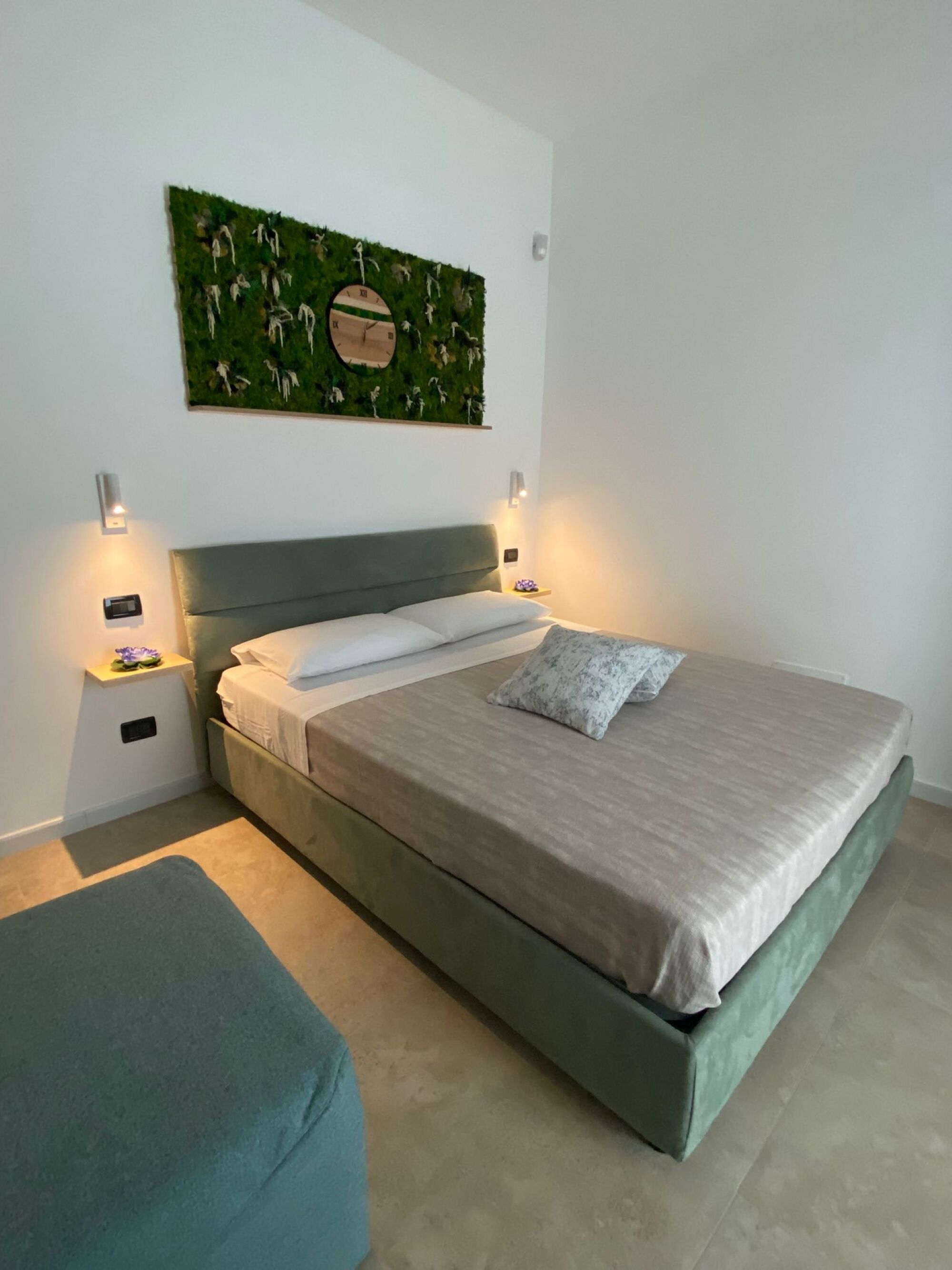 Quarto casal, sacada