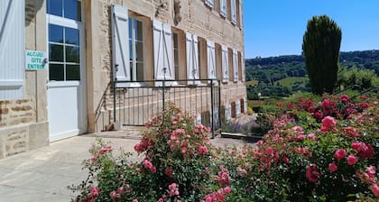 Large, charming 30-bed gîte with SPA and plenty of space
