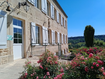 Large, charming 30-bed gîte with SPA and plenty of space