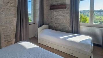 9 chambres, fer et planche Ă repasser, lit parapluie, Wi-Fi gratuit