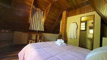 Kamar Double Standar, pemandangan kebun | Brankas, meja kerja, Wi-Fi gratis, dan dapat diakses tamu berkursi roda