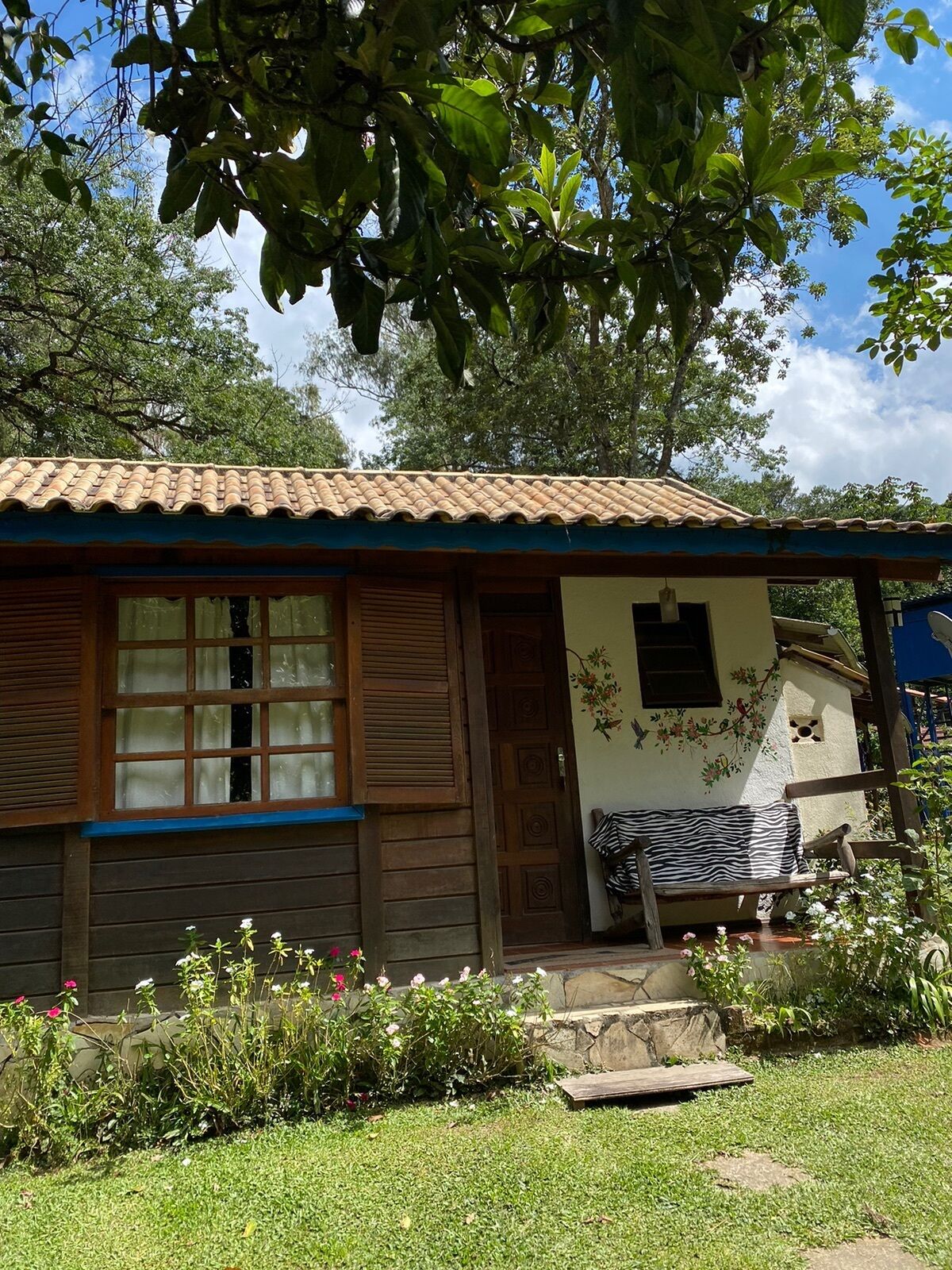 Habitació triple familiar | Caixa forta a l'habitació, escriptori i wifi gratuïta 