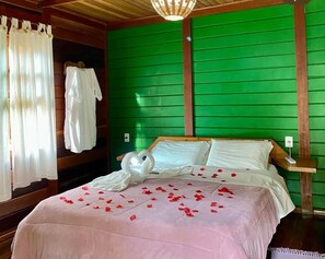 Una cassaforte in camera, una scrivania, Wi-Fi gratuito