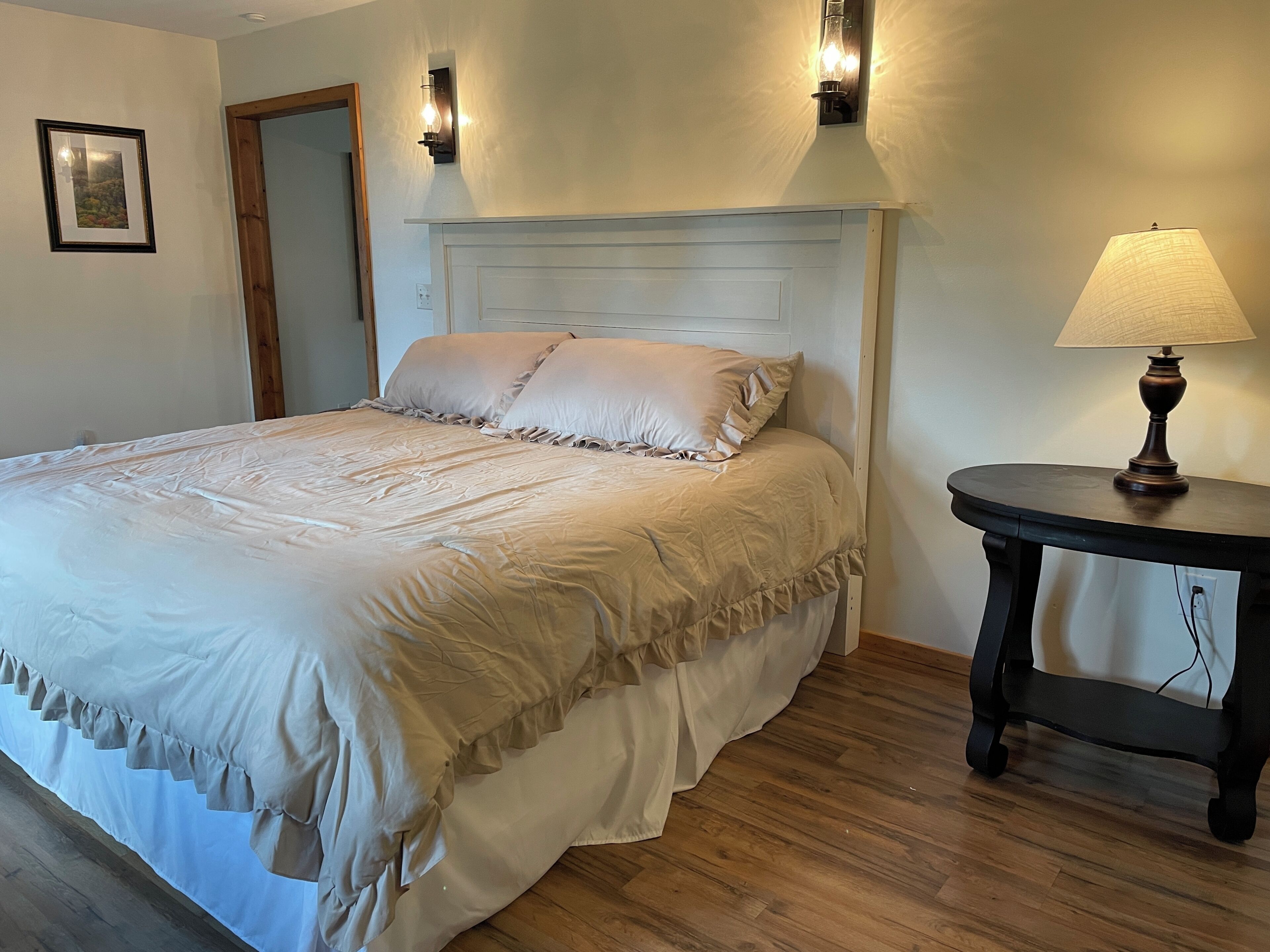 1 chambre, fer et planche à repasser, accès au Wi-Fi (inclus)