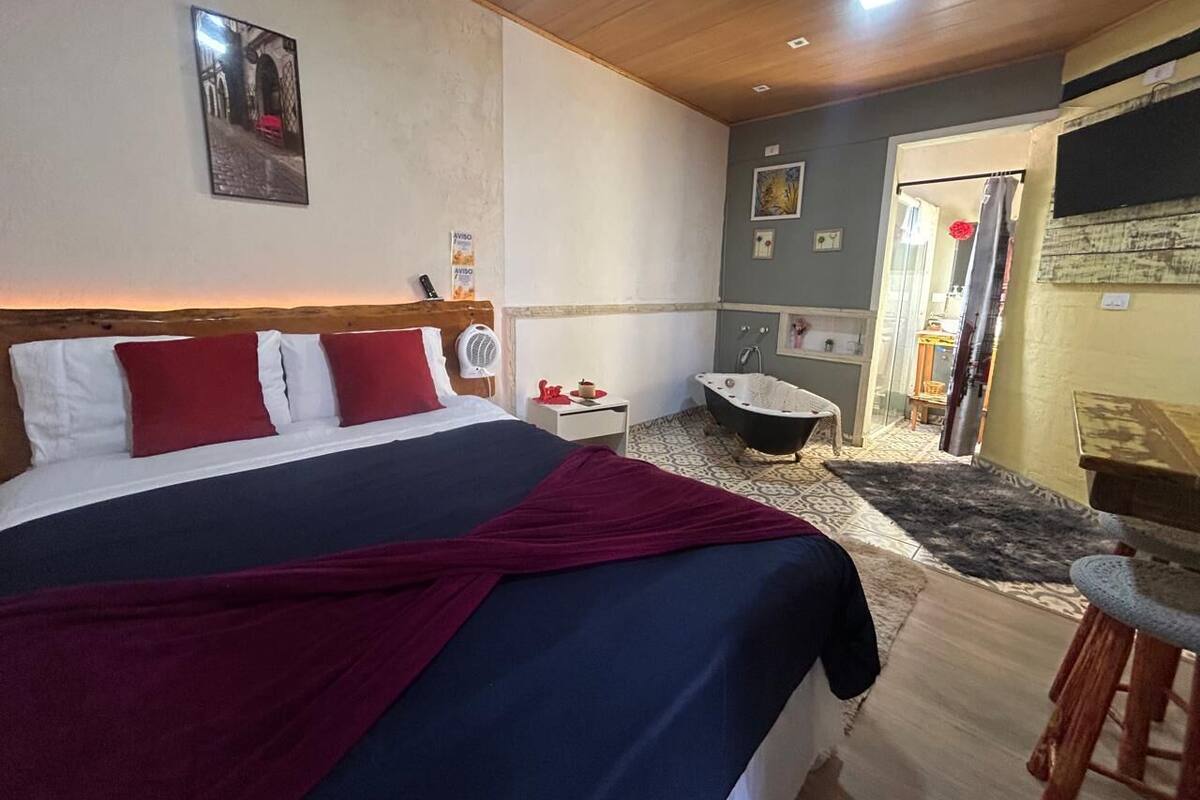 Deluxe Studio Suite