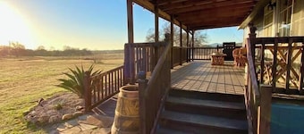 Hill Country Tiny House + Pool Getaway on 10acr