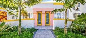 El Jardín by Renzzi