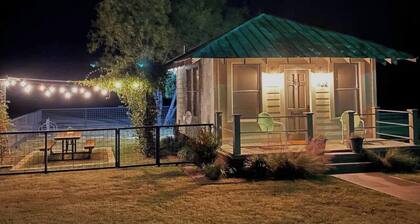 Llano Line Shack -
Historic Rail