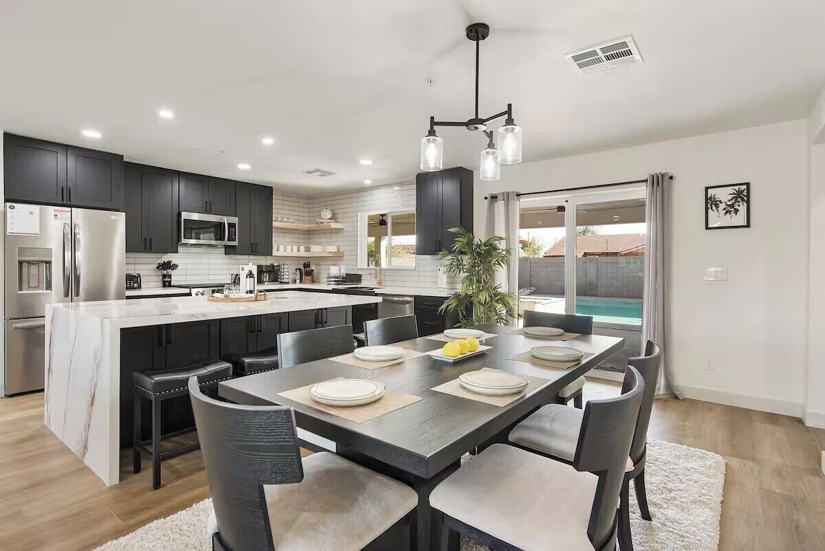 Chambre Quadruple Confort | Restauration