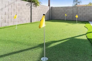 Property grounds - Desert Dream- Retreat with Heated Pool (Scottsdale)