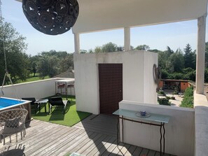 Outdoor dining - Le Penthouse (Lavérune)