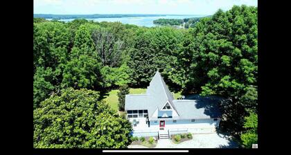 Family-Friendly Lake Barkley Getaway. Fishing, Boating & Hunting Paradise,