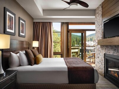 Luxury Ski-In and Ski-Out 2-Bedroom Villa at Hyatt Northstar Lodge