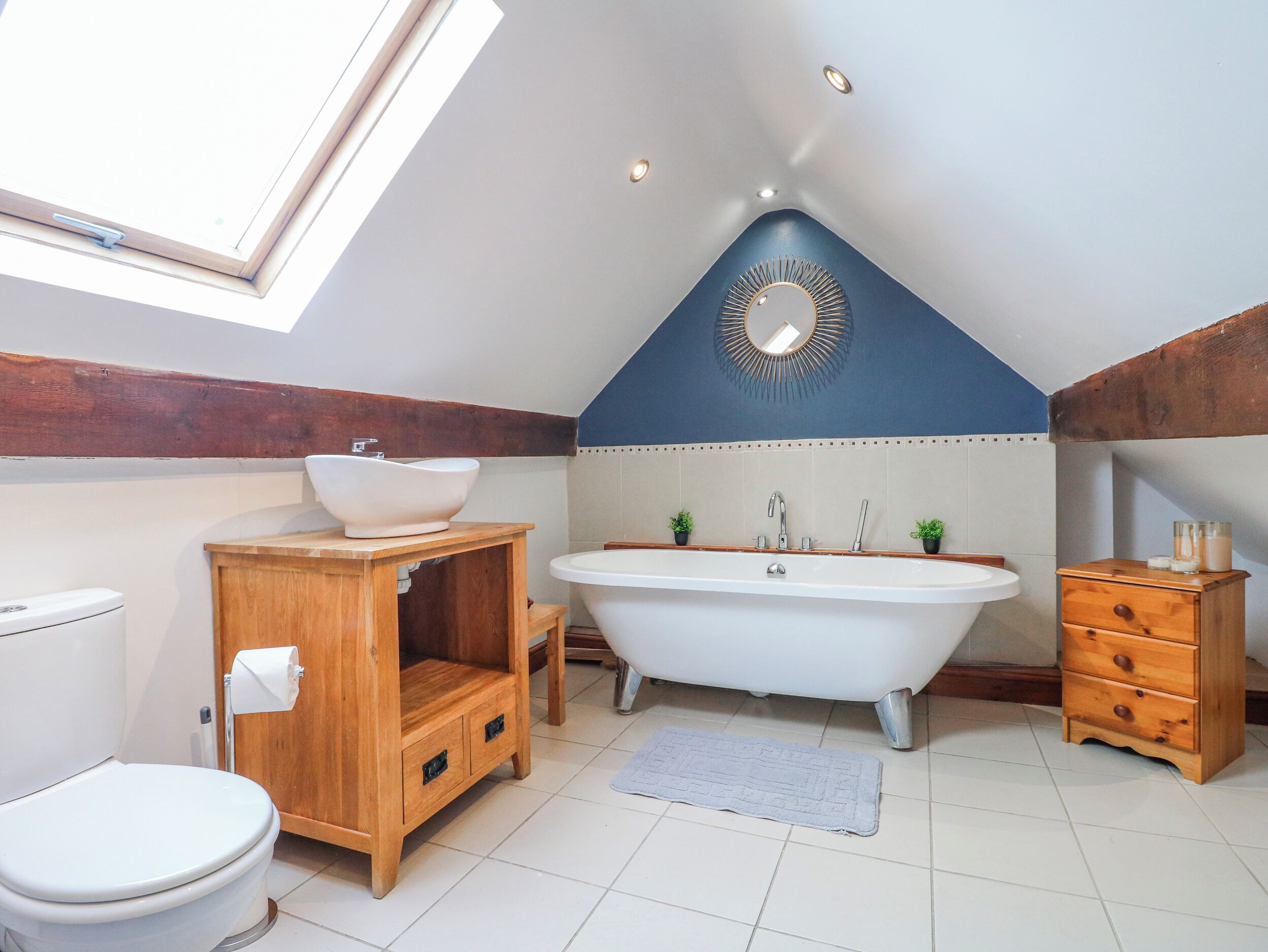 Cottage | Interior