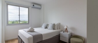 Your Complete Retreat in Barra da Tijuca Av702