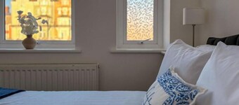 Euston Road - Beach Apartment 10