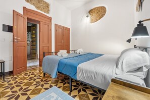 1 bedroom, WiFi, bed sheets - Room 3 – King Double with Garden View (Assemini)