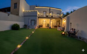 Exterior - Room 3 – King Double with Garden View (Assemini)