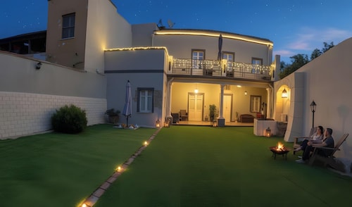 Room 3 – King Double with Garden View
