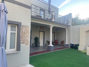 Exterior detail - Room 4 – Double Room with Garden View (Assemini)